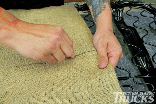 Cut Burlap With Razor Blade