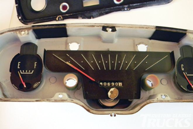 Original Gauge Cluster Apart