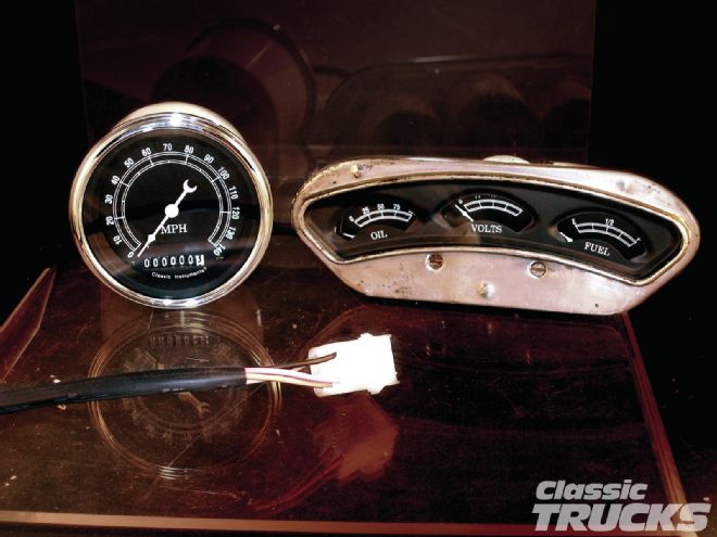 Classic Instrument Gauge Design