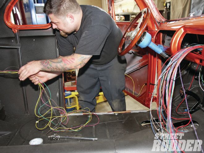 1303sr 01+choosing Electrical Components For Your Street Rod+kyle Connole Of Hollywood Hot Rods