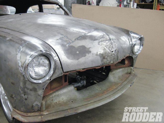 1955 Oldsmobile Headlight Rings - Customizing Light