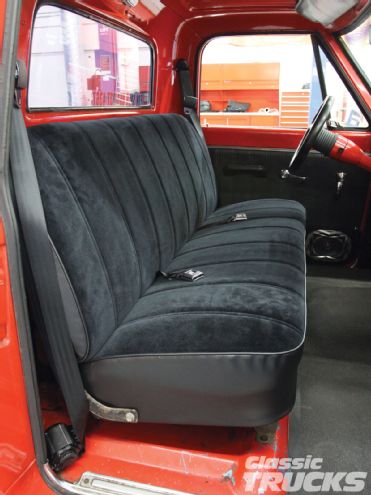 1104clt 02 O+chevrolet C10 Seat Covers+seats