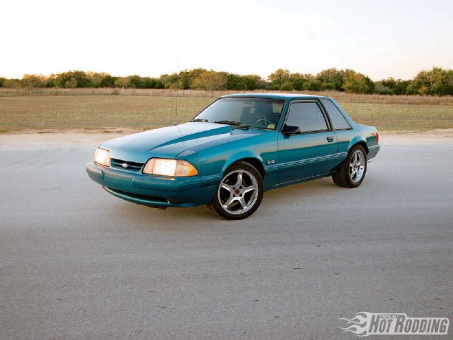 1993 Ford Mustang Interior - In The Hot Seat