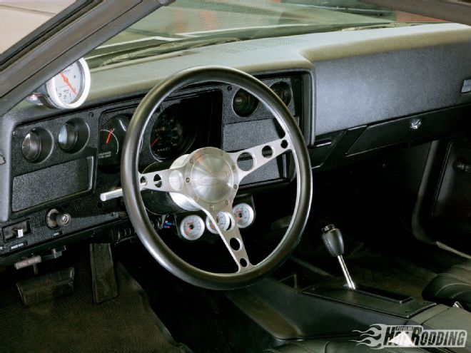 1008phr 03 O+1975 Chevrolet Laguna+steering Wheel