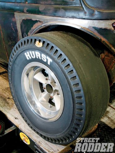 1009sr 02 O+hurst Racing Tires+60s Competition Tire