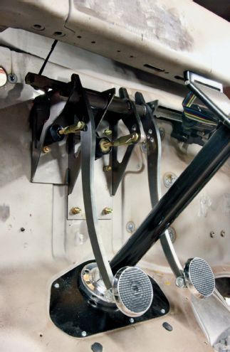 Ford F 100 Kugel Komponents Swing Pedals Assembly With Pedal Pads Mounted On Opposite Sides Of The Steering Column
