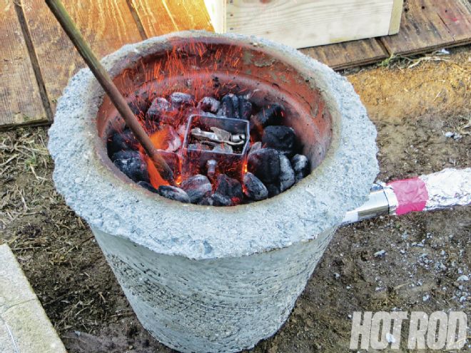 Simple Aluminum Casting Melting Aluminum