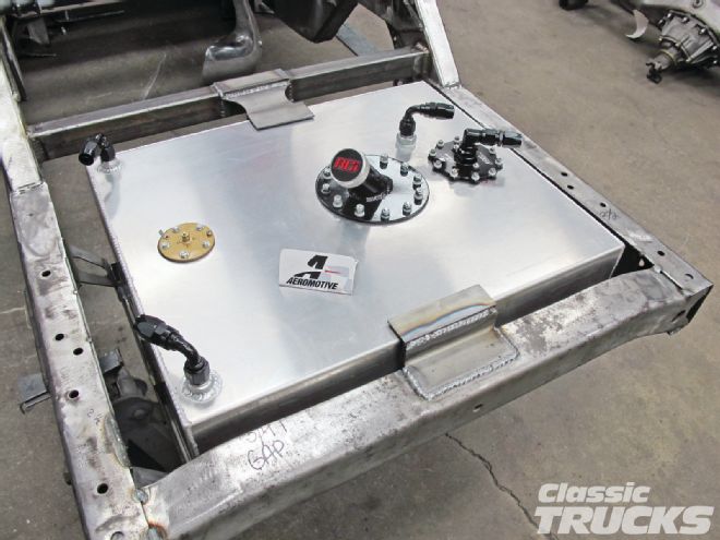 Electronic Fuel Injection Tips - Fuel Tanks, Fittings, And Lines, Oh My!