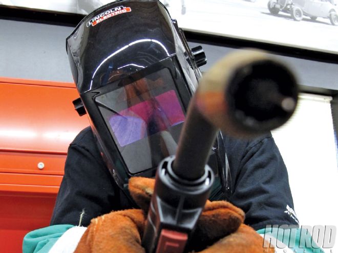 How to MIG Weld - The Newbie's Guide to MIG Welding