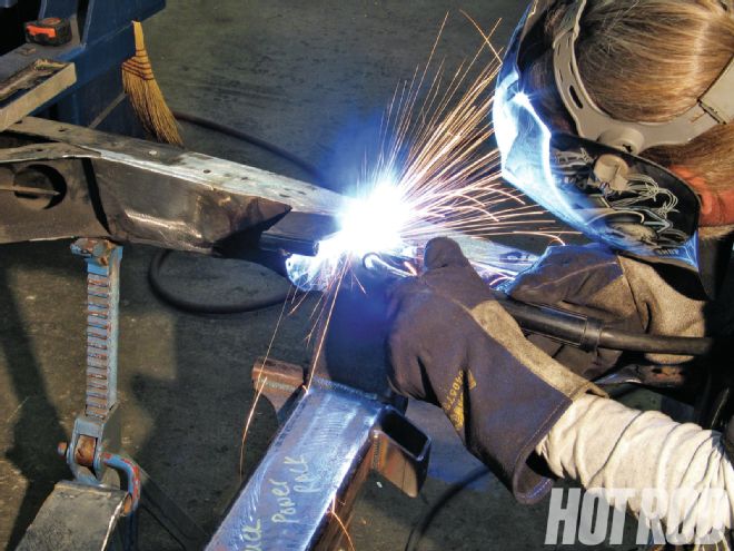 Hrdp 1106 04+welder Buyers Guide