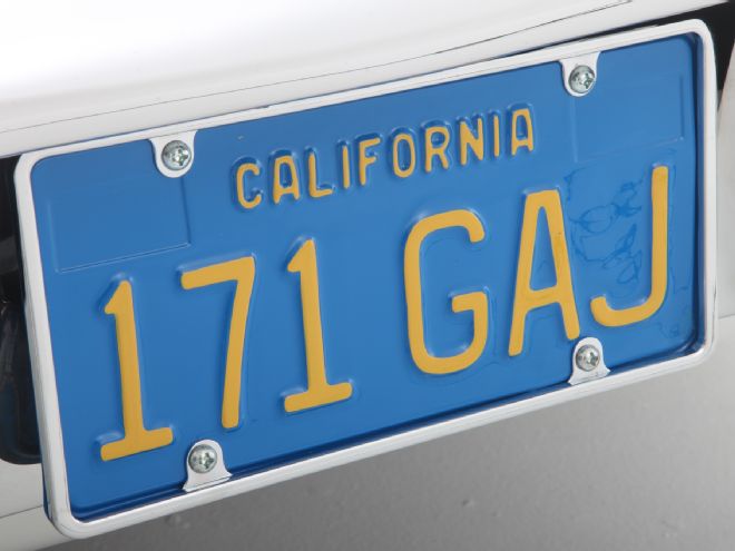 Vintage License Plate Restoration - Plate Perfection