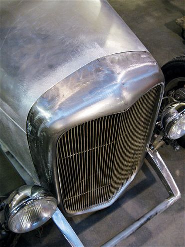 Rodp 0802 02 Z+1932 Ford Grille+top View