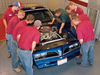 University of Northwestern Ohio Hot Rodding School - How To 