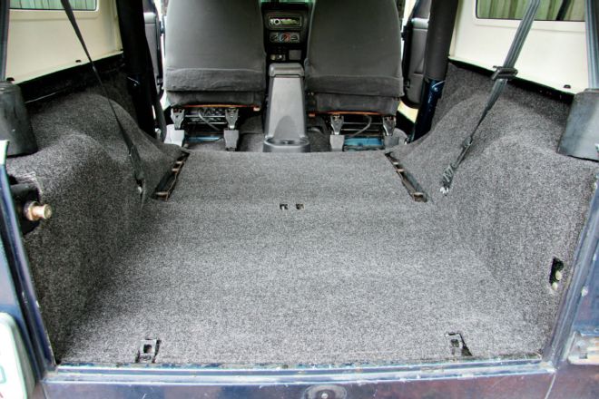 2004 Jeep Wrangler BedRug Install - Cooler Than Carpet