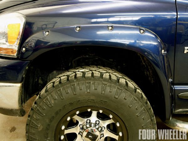 2006 Dodge Ram 2500 Fender Flares installed Flares Photo 28624774