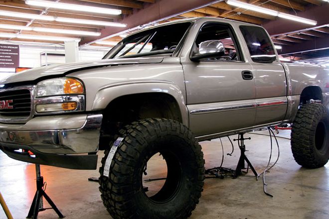 2000 GMC Z71 Rollcage and Bed Weld - The Ultimate Z71