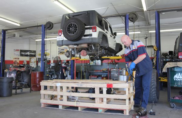 G2 Core 44 Axles Installed In Jeep JK Wrangler Axles Getting Uncrated Photo 110030162