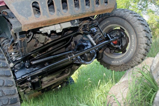 Jeep JK Wrangler Stock Dana 44 Axle - Upgrade Or Replace?