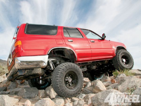 131 1103 Toying With Ifs 1992 Toyota 4runner side Shot Photo 30054263