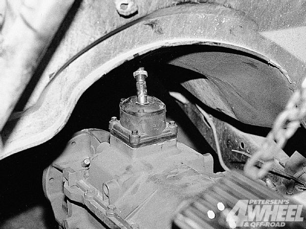 131 9809 Drivetrain Swap Guide tunnel Clearance Photo 35148861