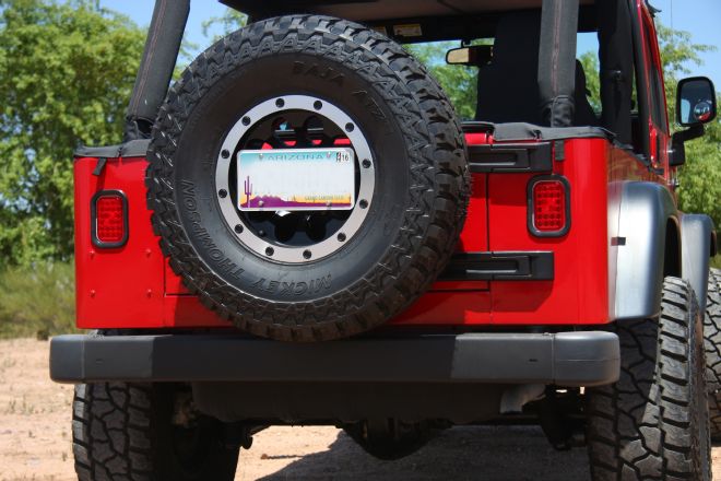 Installing Flush-Mount LED Taillights on a 2006 Jeep Wrangler