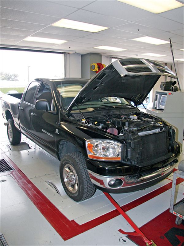 2006 Dodge Ram 2500 Cummins front View Open Photo 9039980