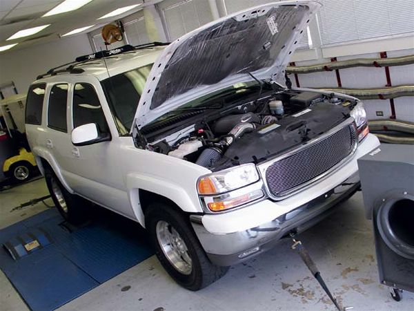 2001 Gmc Tahoe front View Hood Up Photo 9619173