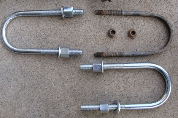 008 New U Bolts Next To Old Photo 97465698