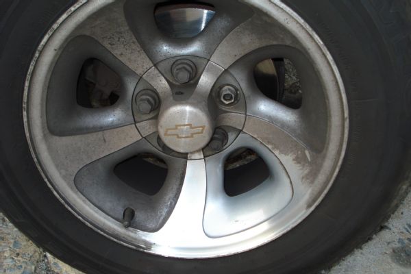 Brake Dust Covered Wheel.JPG Photo 126262976