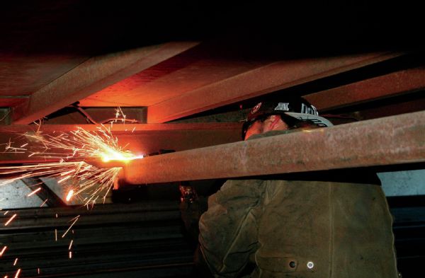 Eight-Lug Trailer Axle Upgrades for Bigger Tires & More Weight