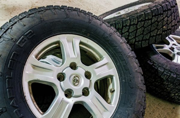 Toyota Tundra Old Man Emu Suspension Install - Doin’ it Right