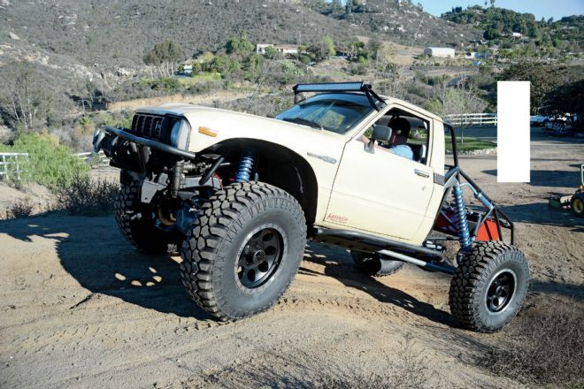 Finishing up the Coilover Conversion on Our 1981 Toyota Trekker