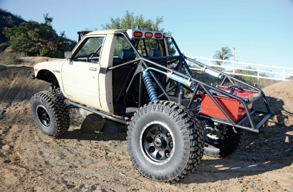 Toyota Trekker With Mickey Thompson Deegan 38 Tires Photo 117407102