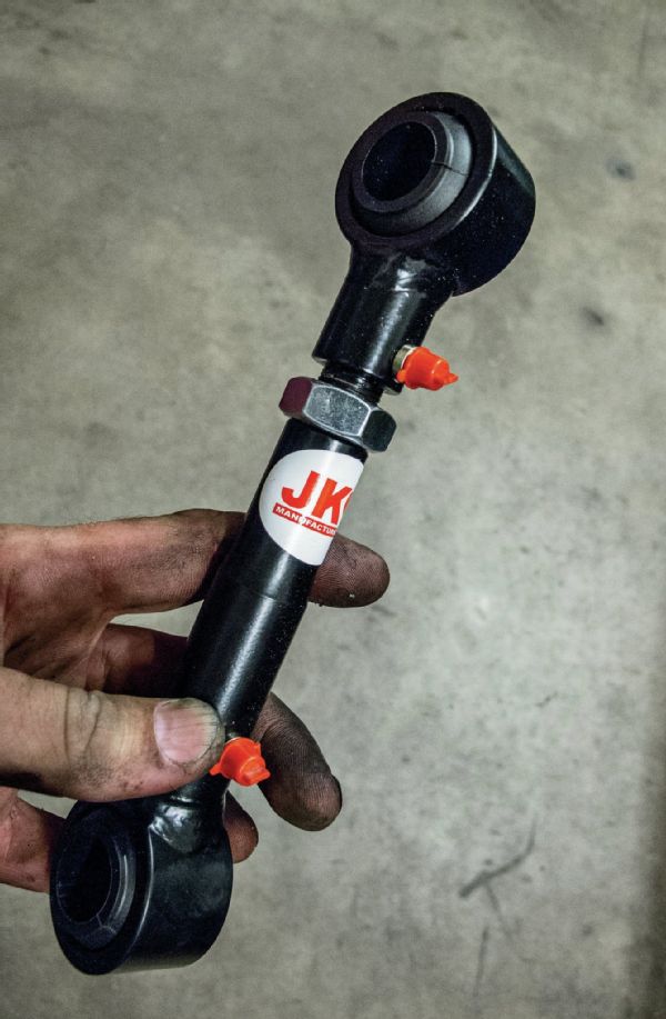 JKS Quicker Disconnects use tapered posts and spherical bushings along with grease zerks that make them easy to connect and disconnect. They also have threaded bodies that allow for adjusting the length to account for up to 31⁄2 inches of suspension lift.