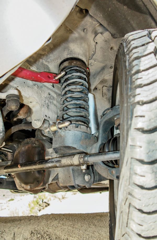 The nine different valving positions on the RS9000XLs allow us to dial in the perfect shock damping for any situation. The only bummer is that mom isn’t that excited about climbing under her new Jeep to adjust the shocks.