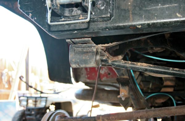 Jeep Yj Spring Hanger Photo 81243540