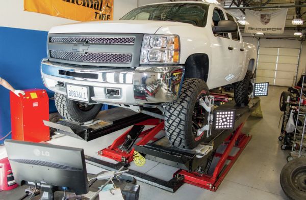 2013 Chevrolet Silverado State Of The Art Four Wheel Alignment Photo 73983929