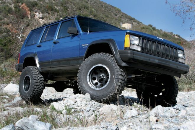 1995 Jeep Cherokee XJ - Going Long