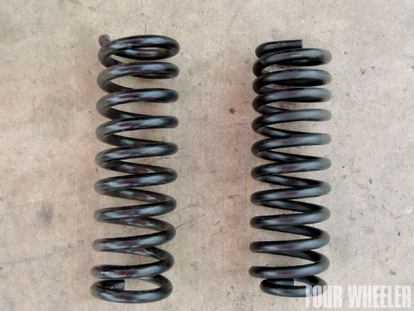 129 1101 Know Your Springs Suspension Secrets linear And Variable Coil Springs Photo 35249196