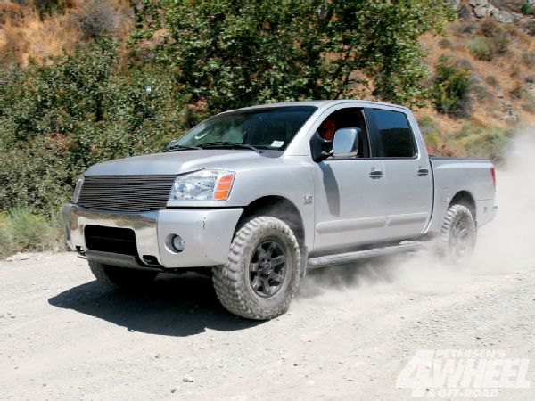 131 1101 Tuning A 2004 Nissan Titan Super Suspension Upgrades front Three Quarter Photo 31046584