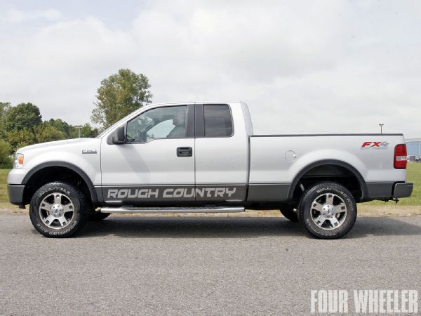 Leveling kit installed with stock tires