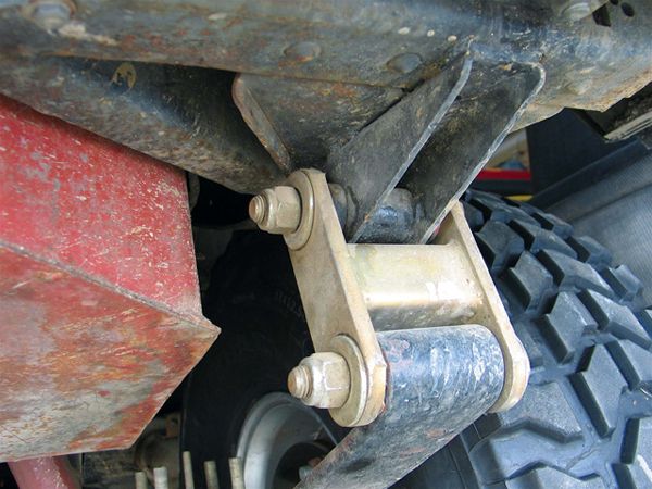 leaf Spring Shackles con Ferr Photo 9549505