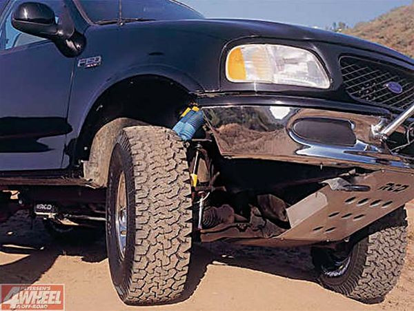 ford F150 front Corner View Photo 9140035