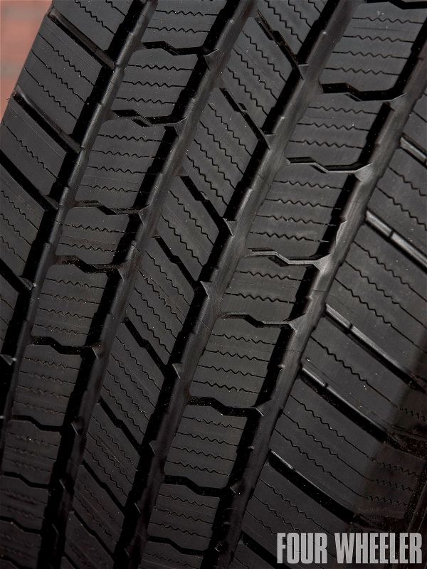 129 1012 Michelin Ltx Ms2 Tires tread Design Photo 29374709