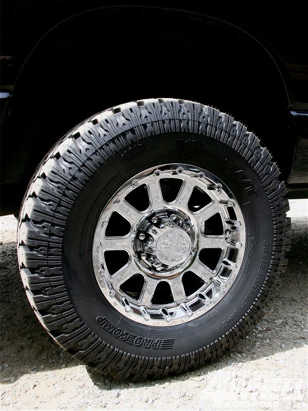 131 1009 Pro Comp Hd Tow Rig Tires tire Side View Photo 34164993