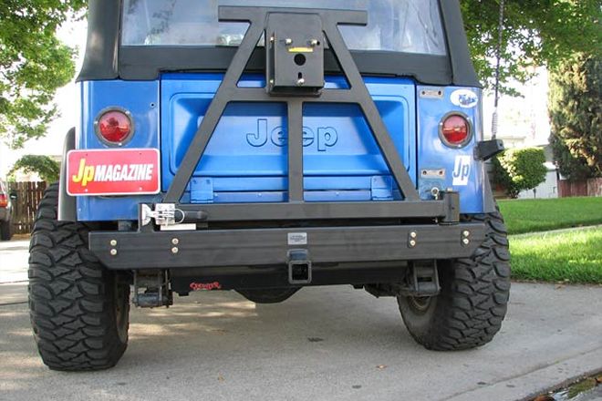 Jeep Wrangler Tire Carrier Test - 4WD Hardware - Jp Magazine