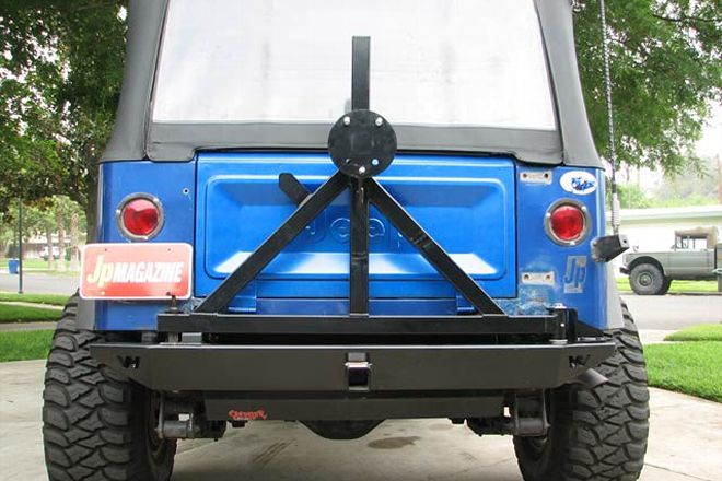 Jeep Wrangler Tire Carrier Test - Warn