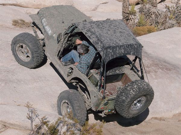 jeep front View Rocks Photo 9267064