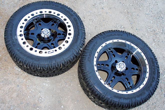 Nitto Dune Grappler Tires - Dune Grapplers On Dubs