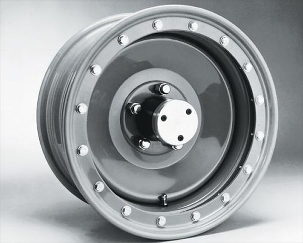 Stockton Wheel offers custom-built steel bead-lock wheels. Seen here is the company’s Heavy Duty Off-Road bead-lock wheel. This wheel has a stylized center that is devoid of holes. The bead-lock ring features 16 bolts.